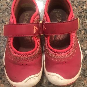 Pink Plae Mary Jane’s, toddler, size 9
